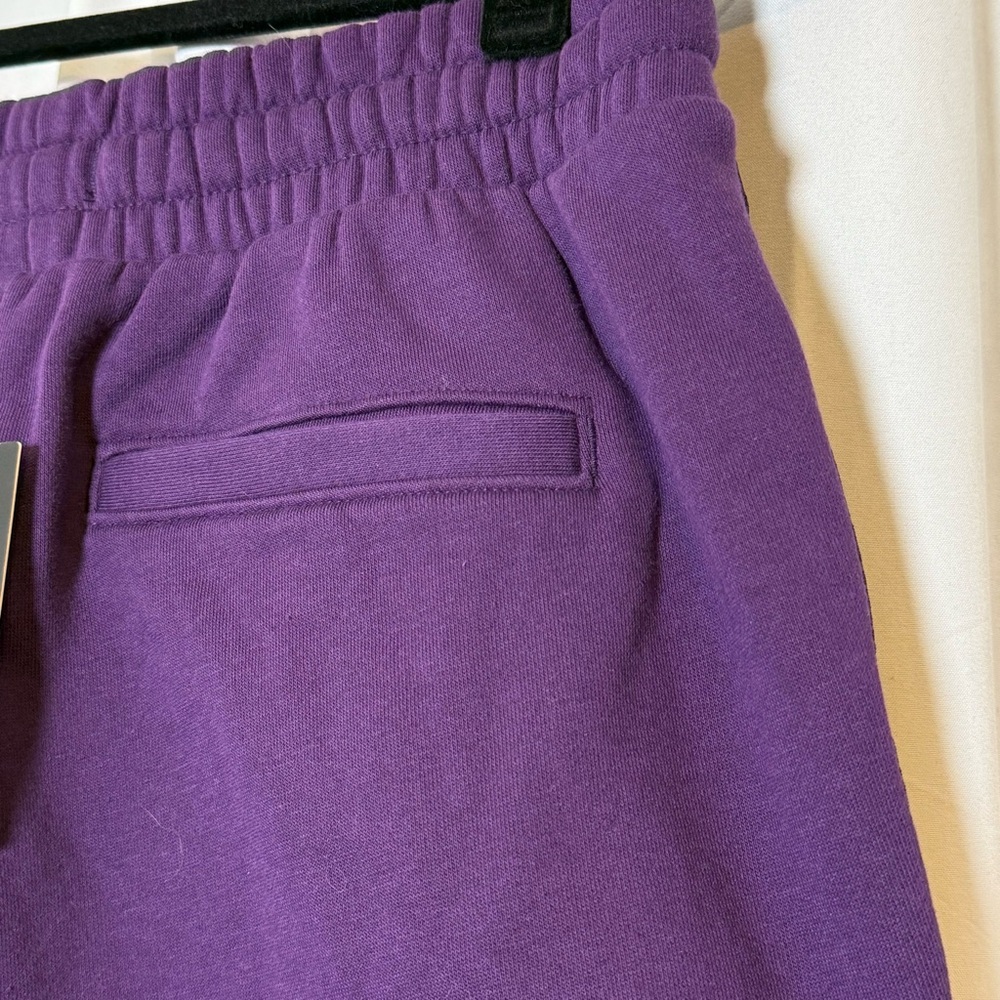 Peloton Uptown Vibe Logo Athletic Shorts Purple NWT Womens Small - Picture 6 of 8